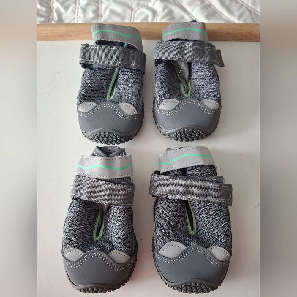 SlowTon Dog Shoes Breathable Paw Protector Anti Slip Dog Boots Grey Size 6
